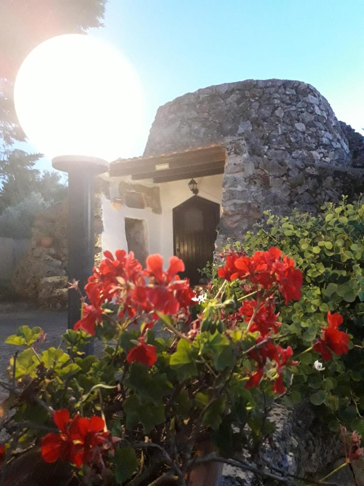 Bed and Breakfast Trullo Salento Галатоне Экстерьер фото